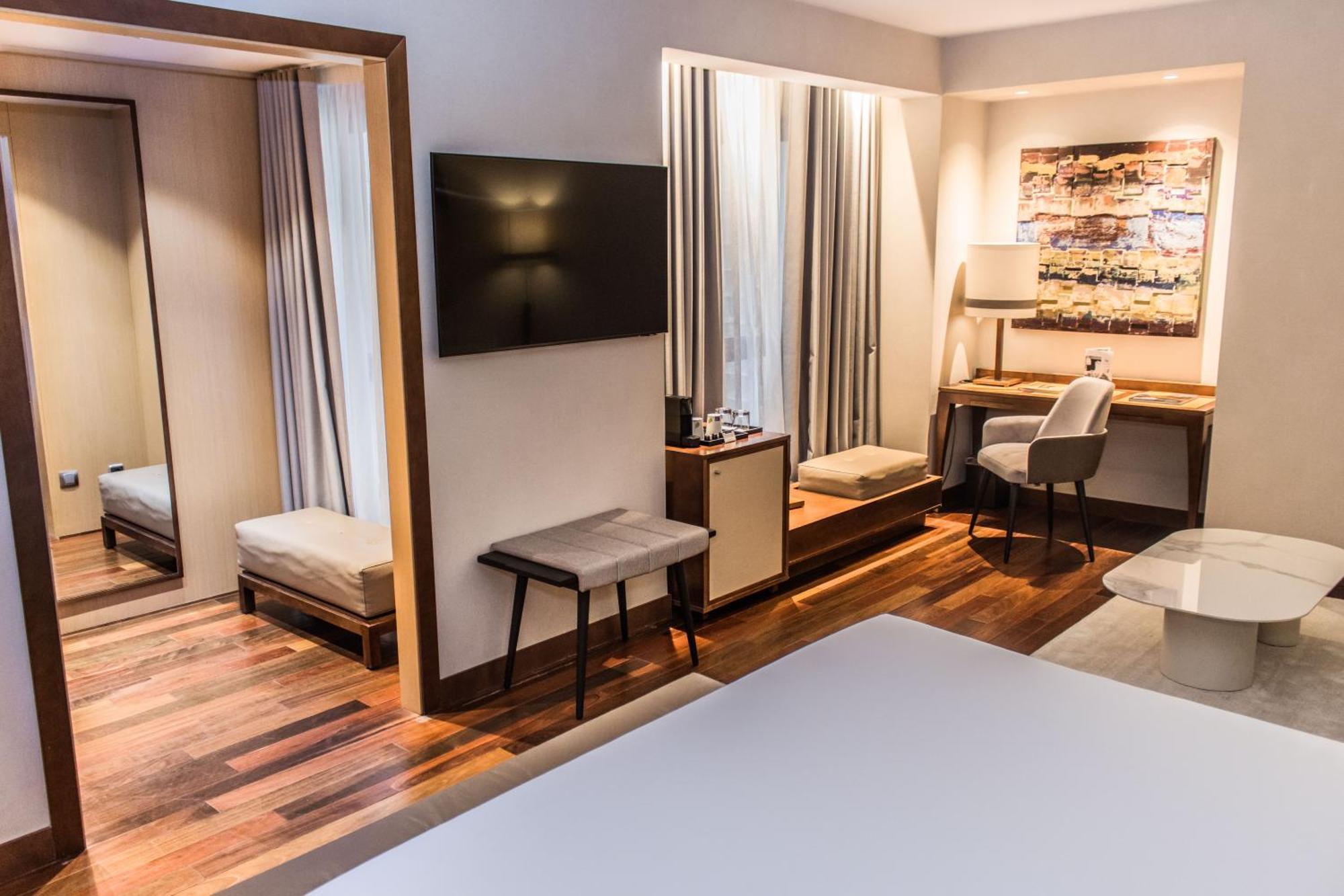 Eurostars Diana Palace 4*